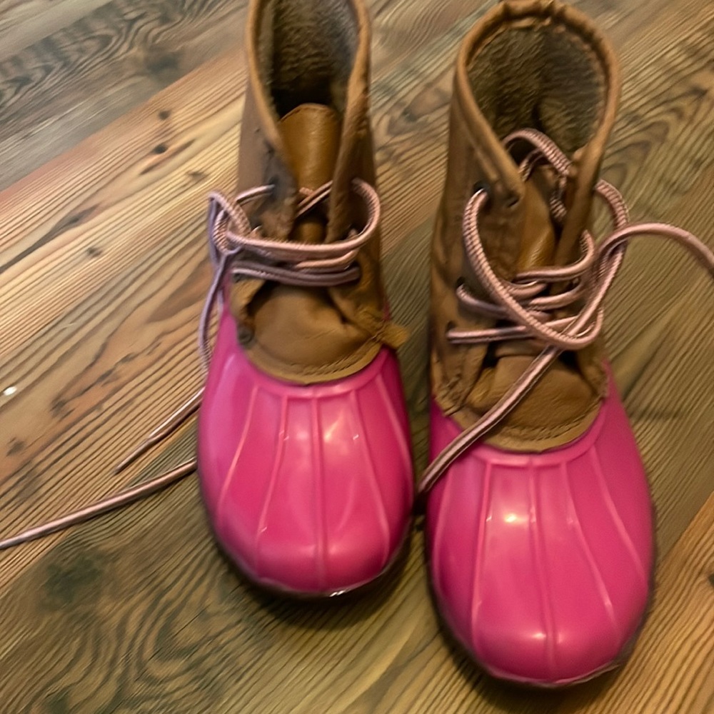Kids rain boots